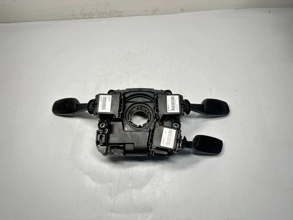 Steering wheel axle set 9164419