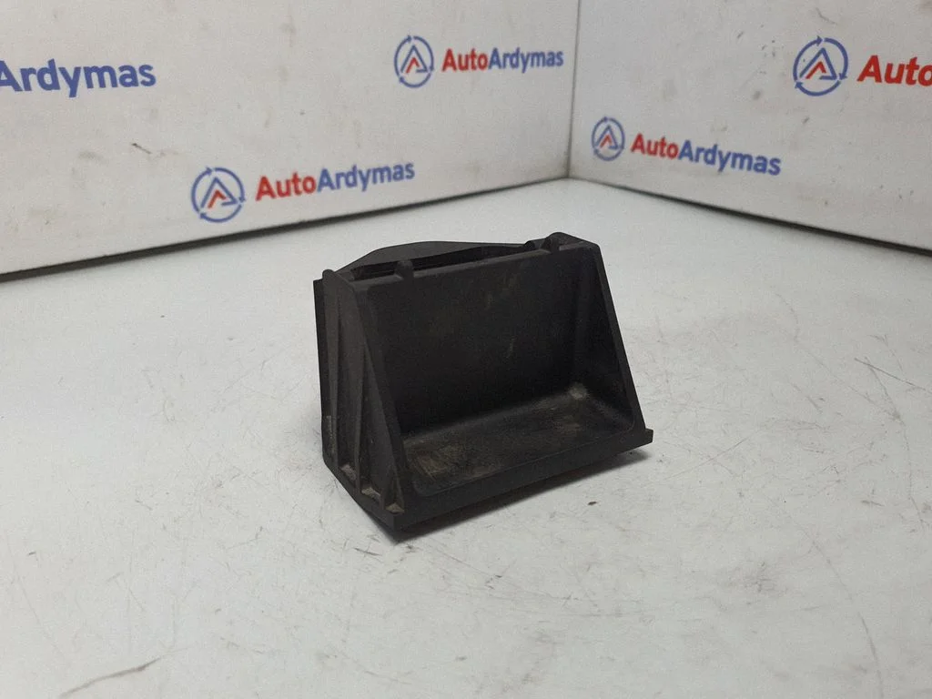 Radiator mount bracket 7593779