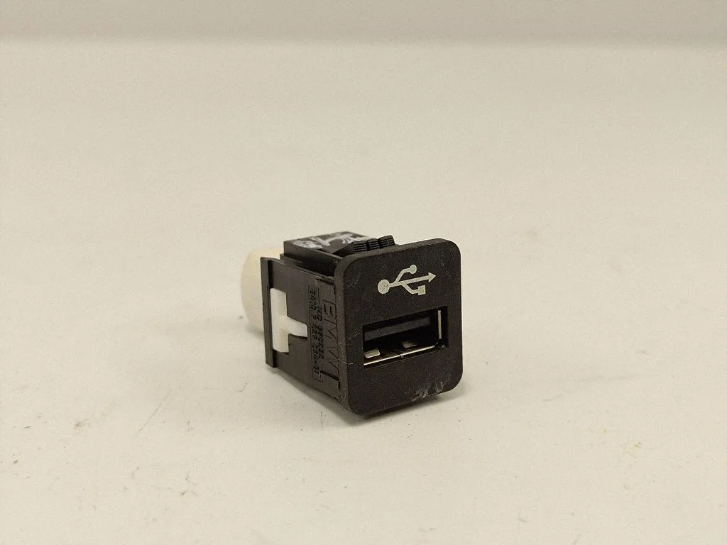 USB ligzda 9229294