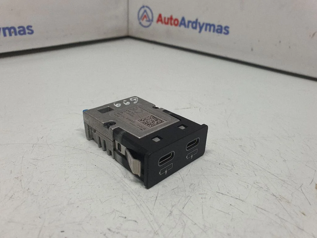 USB ligzda 8711938