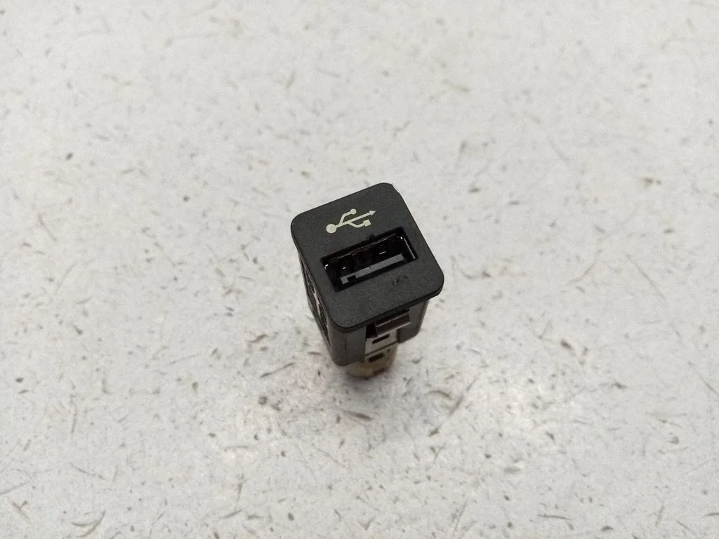 USB socket connector 9167196