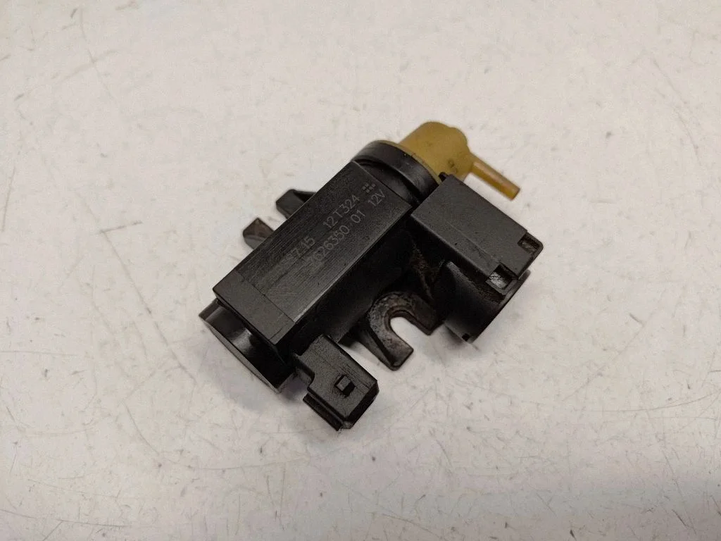 Valve vacuum 11747626350