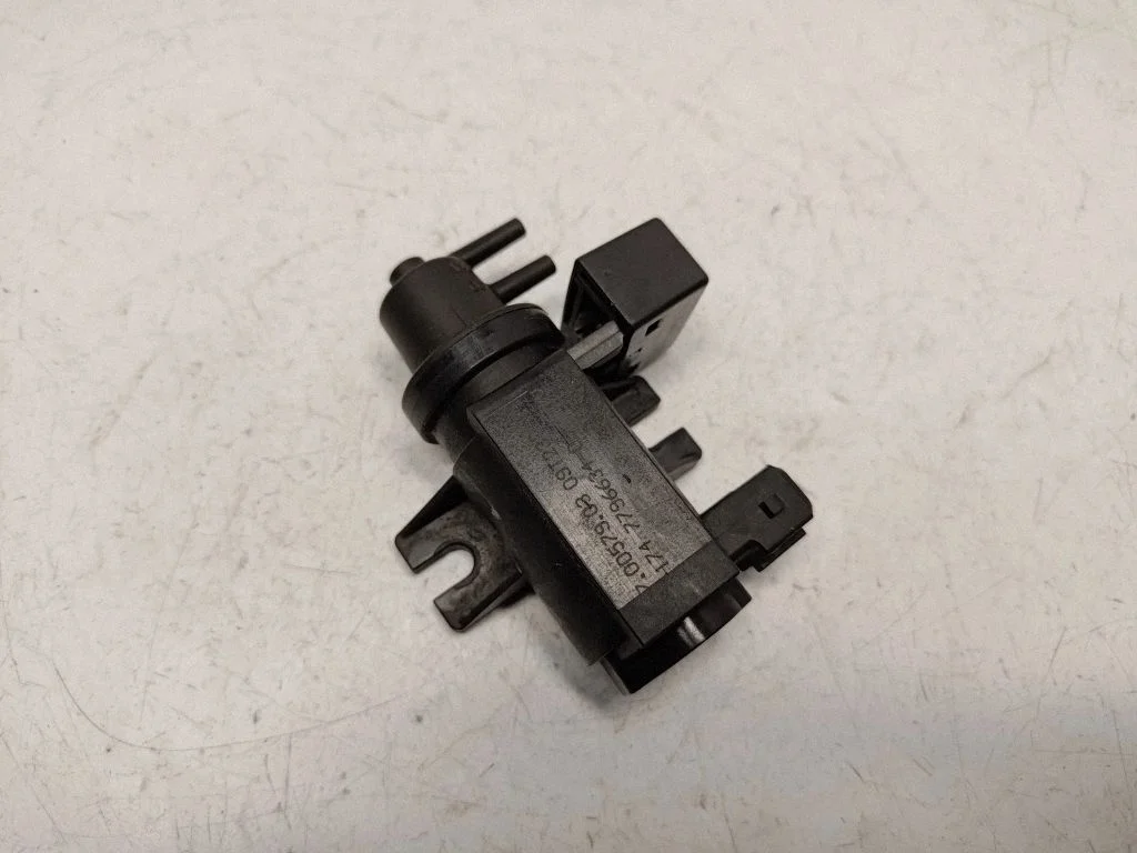 Valve vacuum – BMW 3 Series E92 E93 (2005-2014)