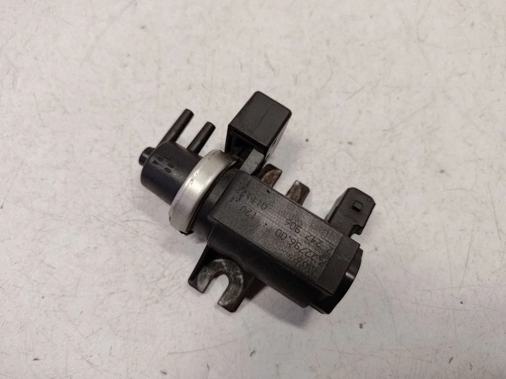 Valve vacuum 2247906