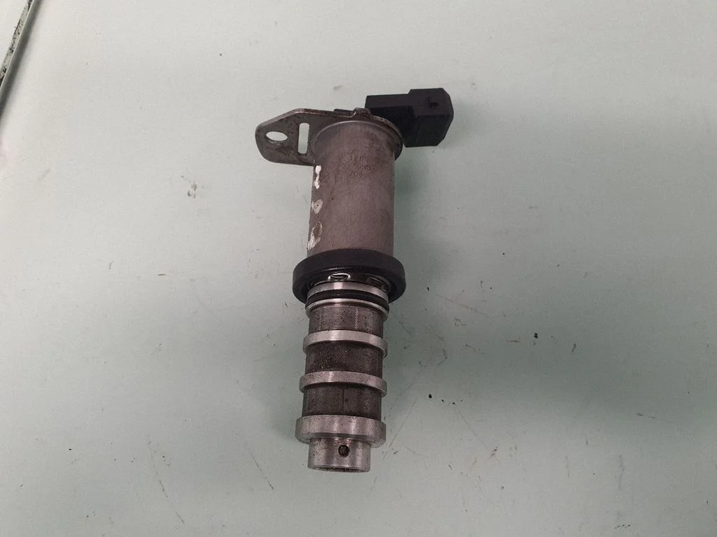 Nukkvõlli faasinihke klapp (VANOS-klapp) 8605123