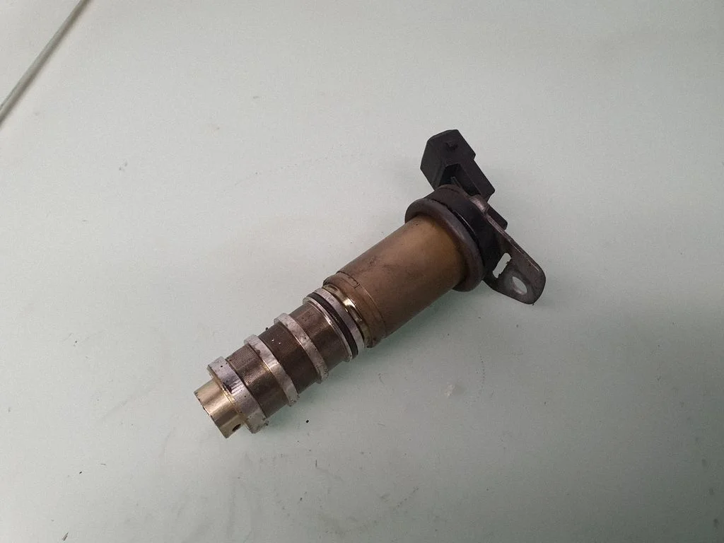 Nukkvõlli faasinihke klapp (VANOS-klapp) 8605123