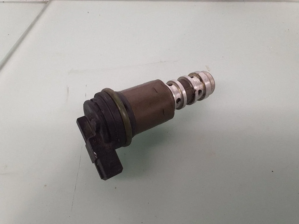 Paskirstymo velenėlio adaptacijos vožtuvas (vanos vožtuvas)