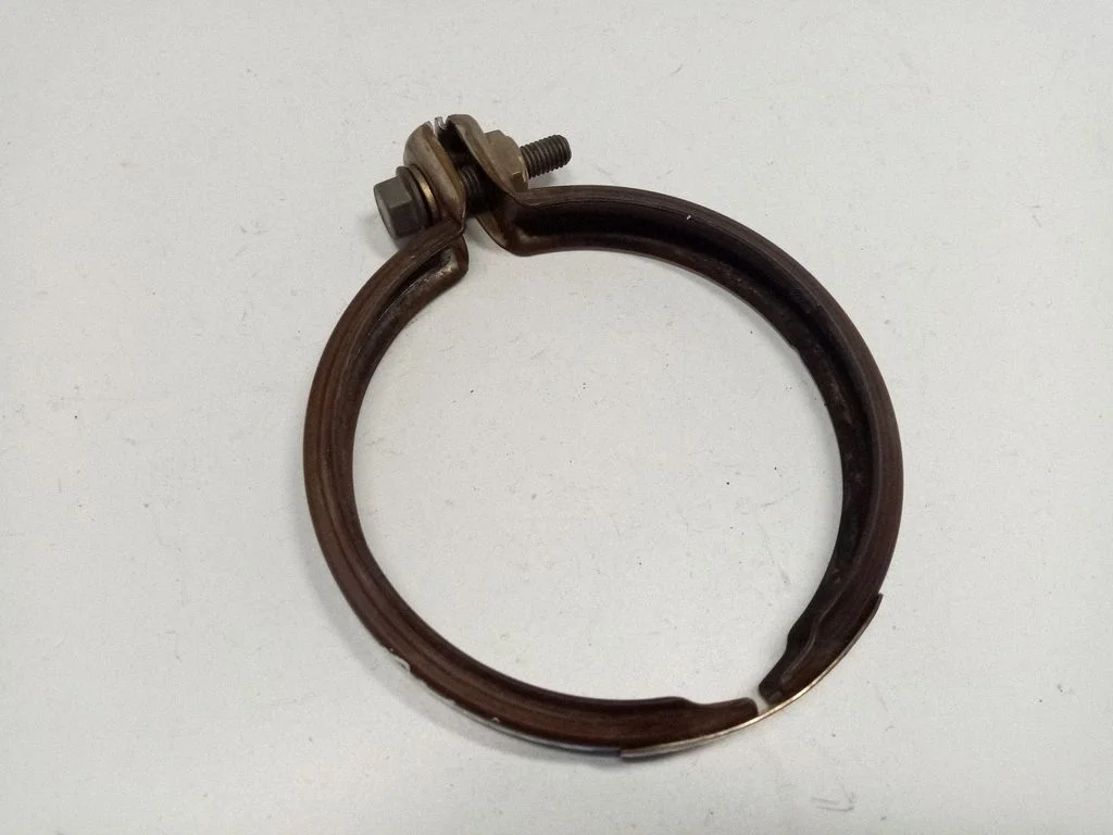 Muffler pipe connector clamp 7606136