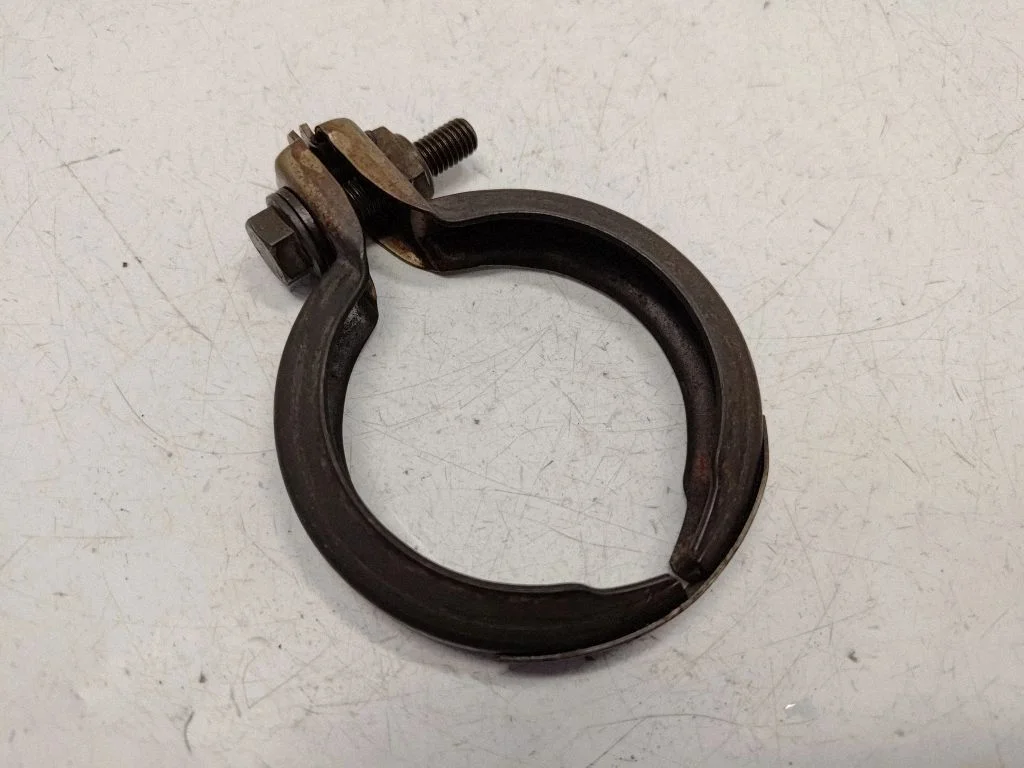Muffler pipe connector clamp 7620507