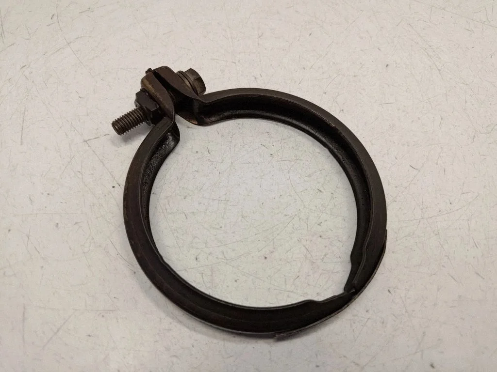 Muffler pipe connector clamp 7620508