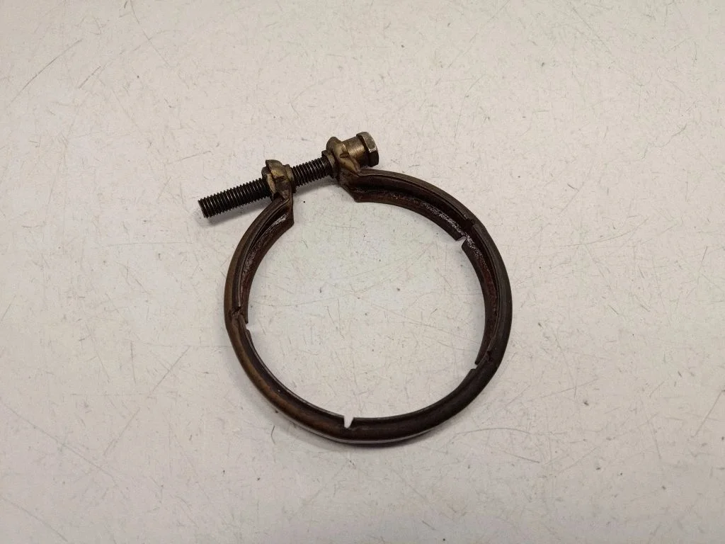 Muffler pipe connector clamp CVS6HU930