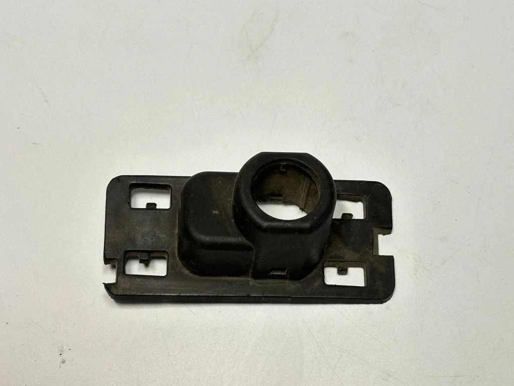 Front parking sensor holder (PDC) 7165462
