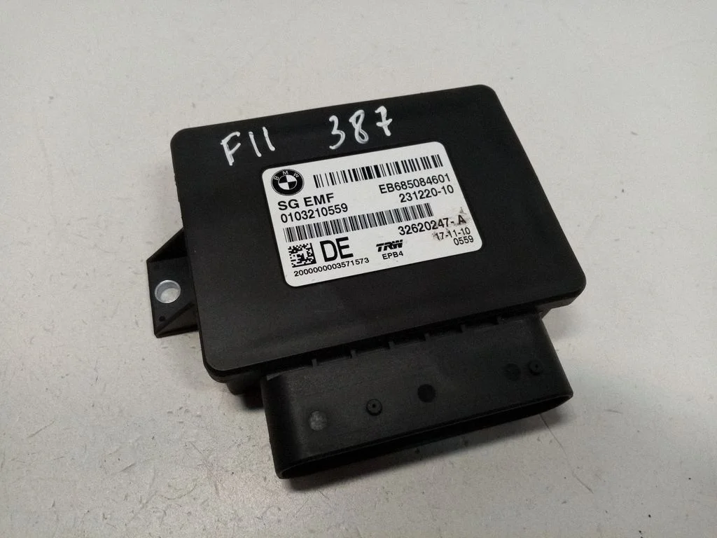 Rokas bremzes vadības bloks – BMW 5. sērija F10 F11 (2009-2016)