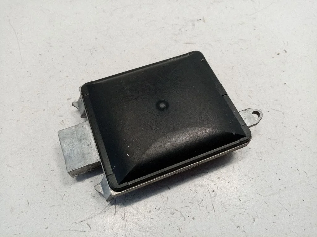 Blind spot module – BMW 5 Series F10 F11 (2009-2016)