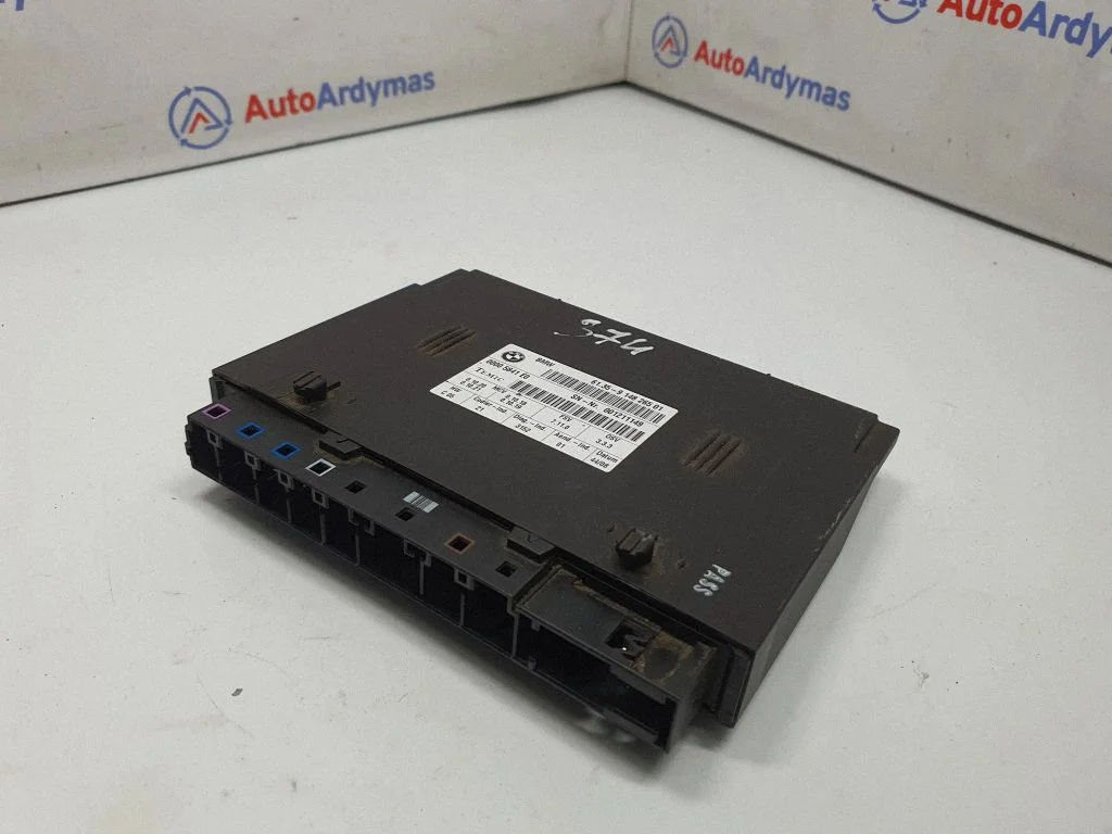 Seat control module 9196936