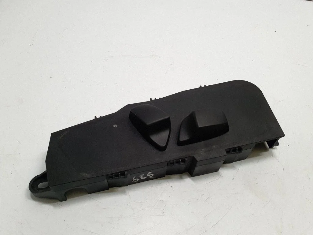 Seat control module 6961858