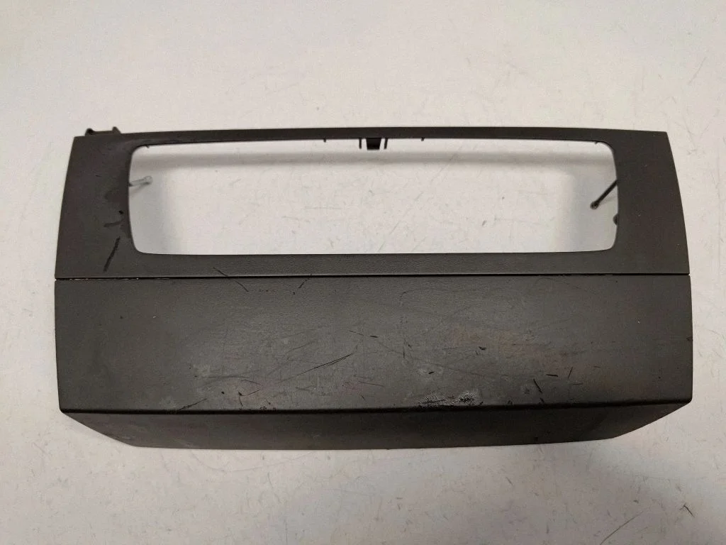 Panel trim – BMW 3 Series E90 E91 (2005-2012)