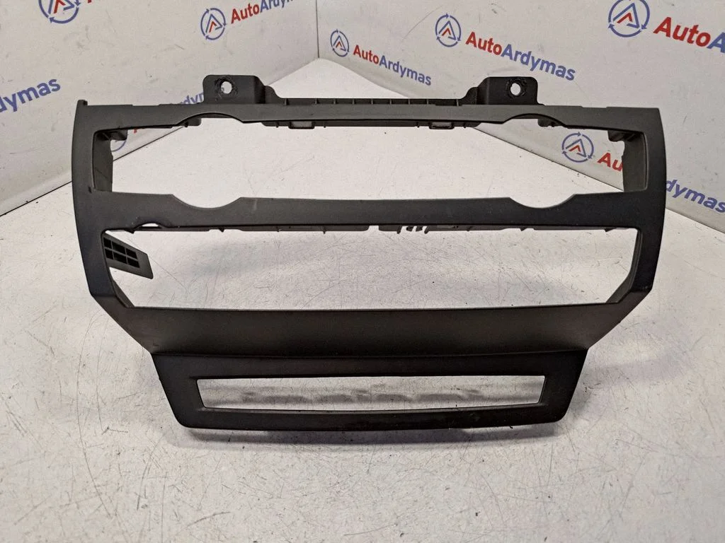 Panel trim 51457161797