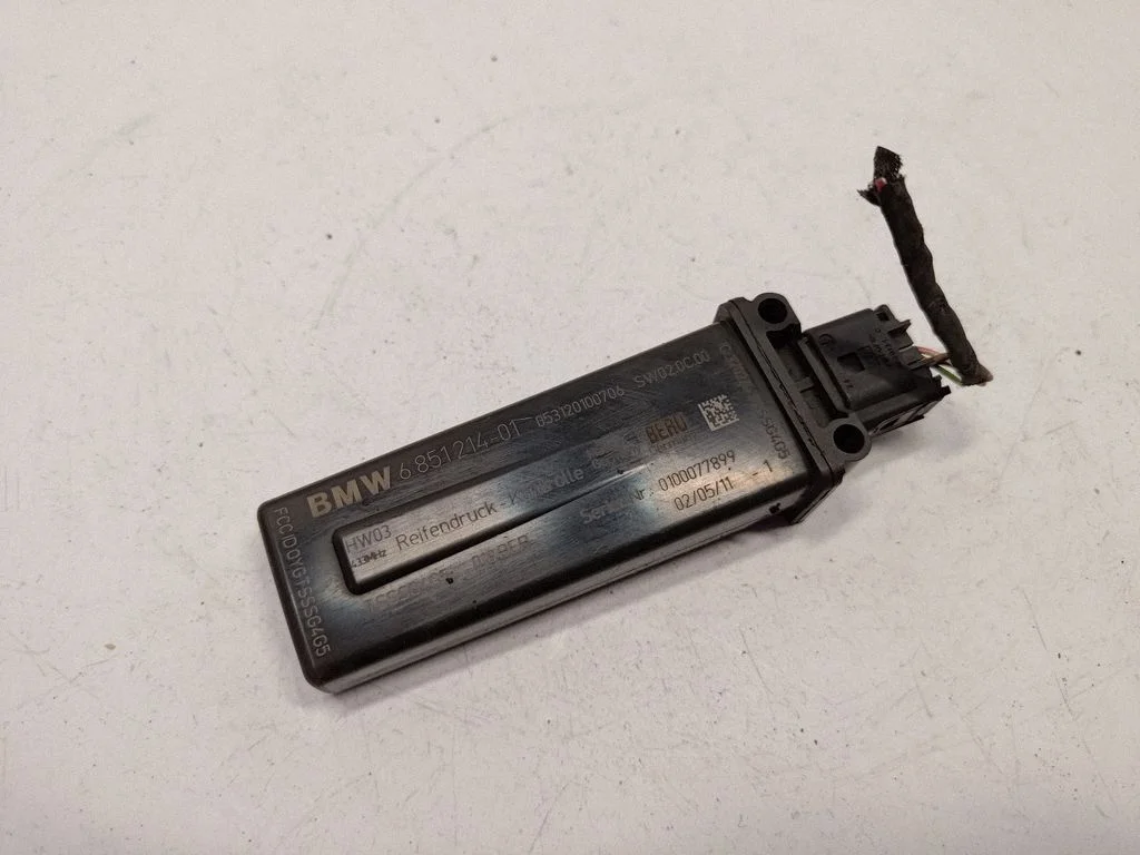 Riepu spiediena vadības bloks 6851214
