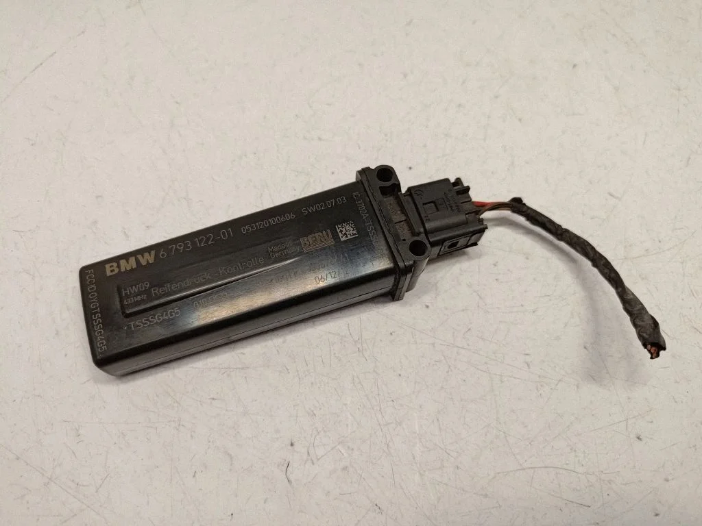 Tire pressure control unit 6793122