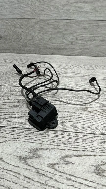 Przekaźnik świec żarowych – BMW Seria 1 F20 F21 (2011-2019)