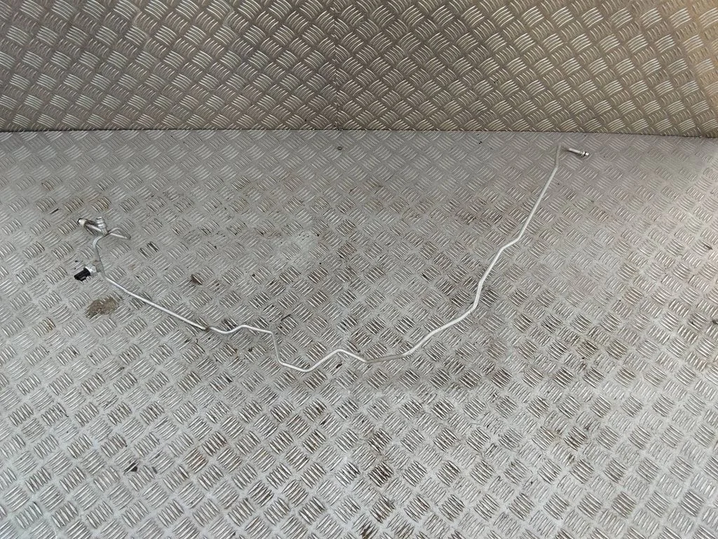 Air conditioning (A/C) pipe/hose