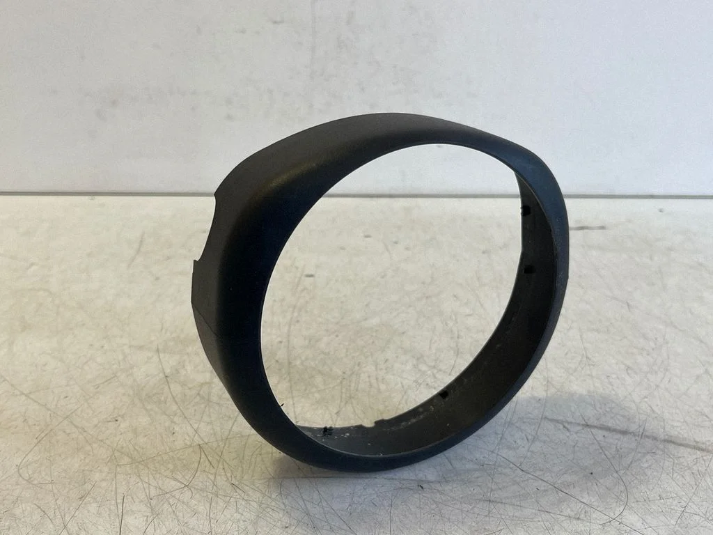 Steering wheel column trim 484P35XA0A
