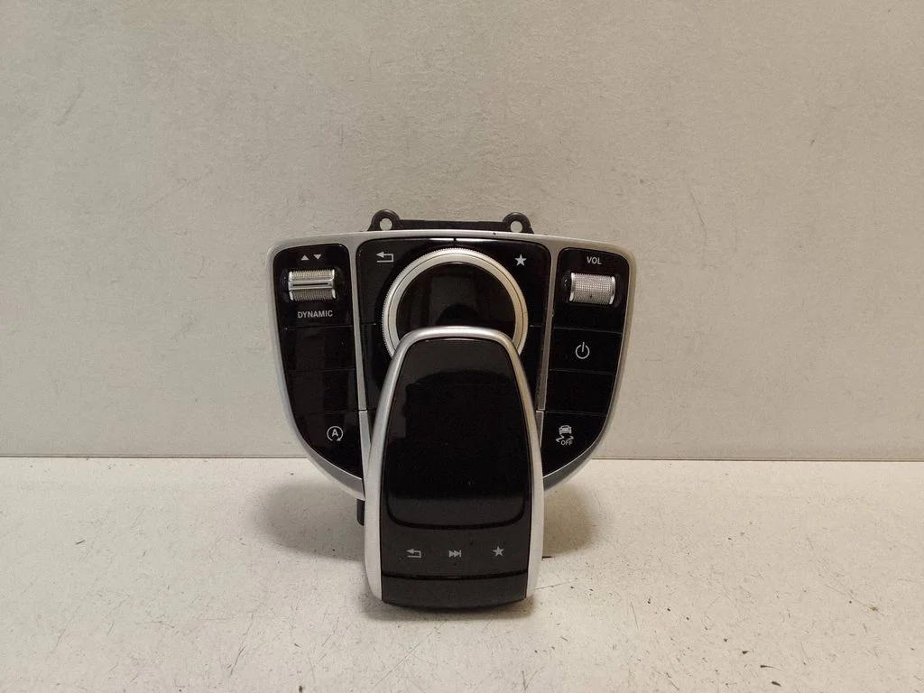 Head unit multimedia control A4709006200