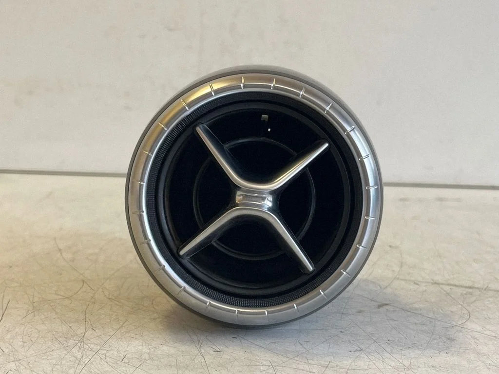 Sānu gaisa restītes 687625XA0A