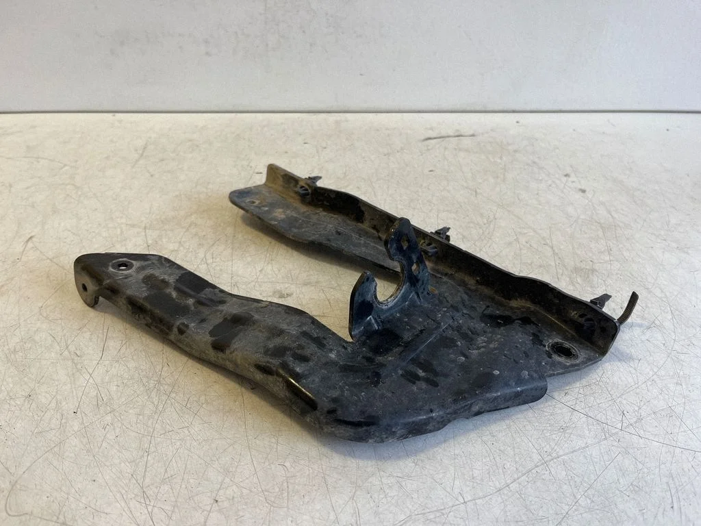Cita apakšas detaļa A4703740300