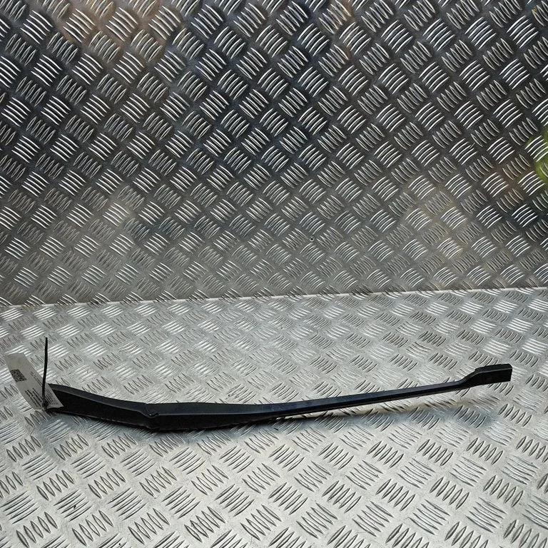 Front wiper blade arm 9463872