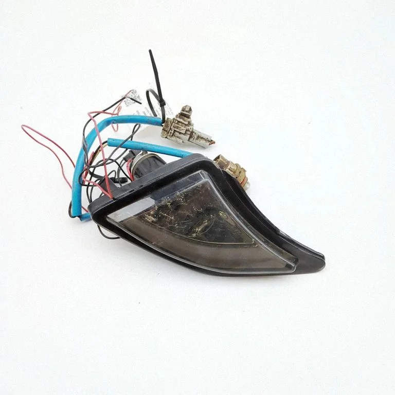 Priekšējais pagrieziena lukturis RSD503005L