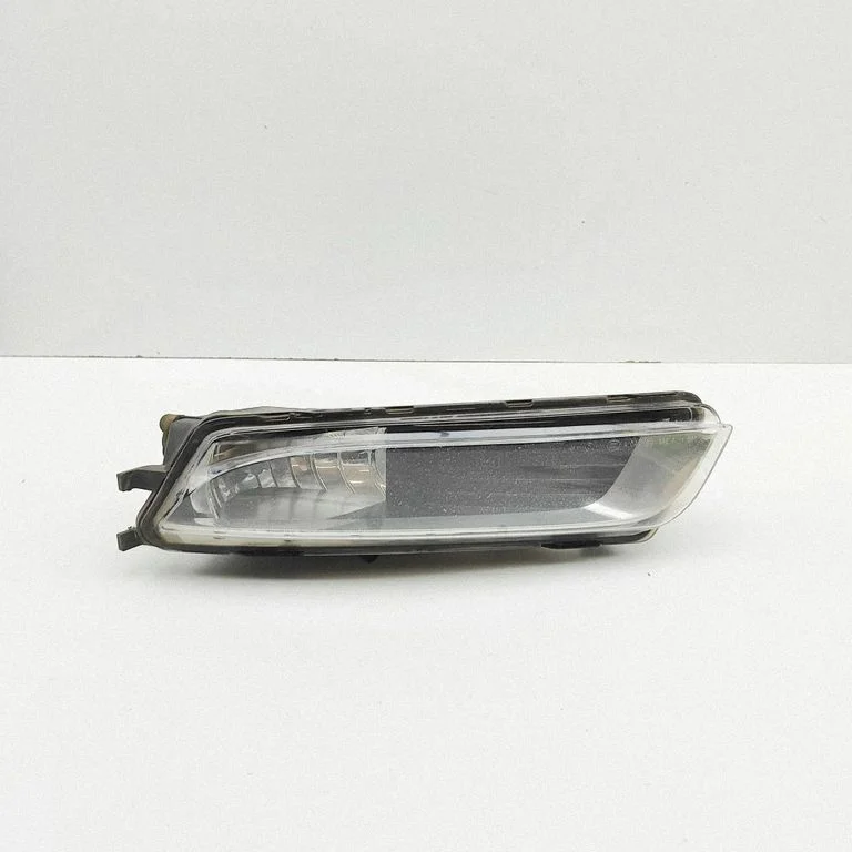 Front fog light – Volkswagen Passat CC (2008-2016)
