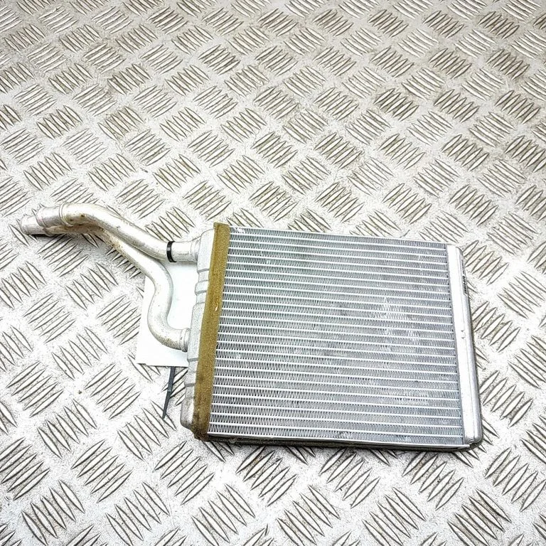 Krāsniņas radiators – Chrysler Voyager (2008-2016)