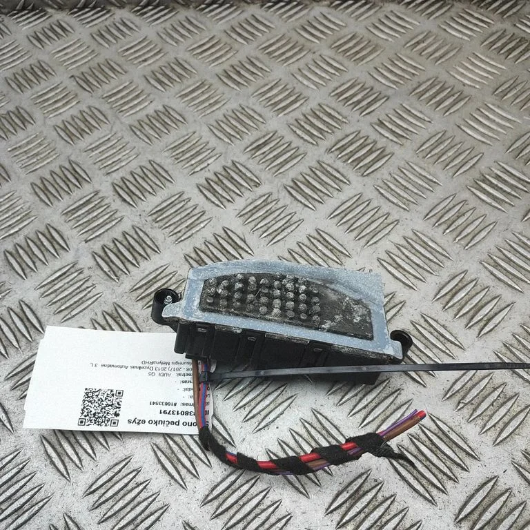 Heater blower motor/fan resistor – Audi Q5 SQ5 8R (2008-2017)