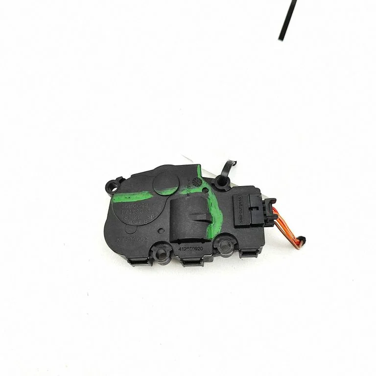 Silniczek klapki nawiewu KT325002