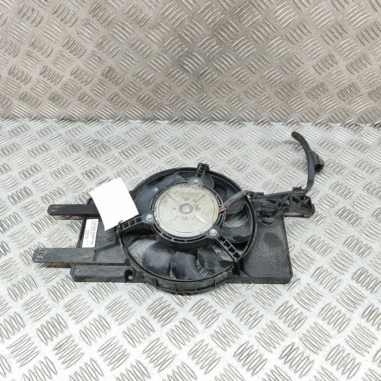 Elektriskais radiatora ventilators BV618C607SC