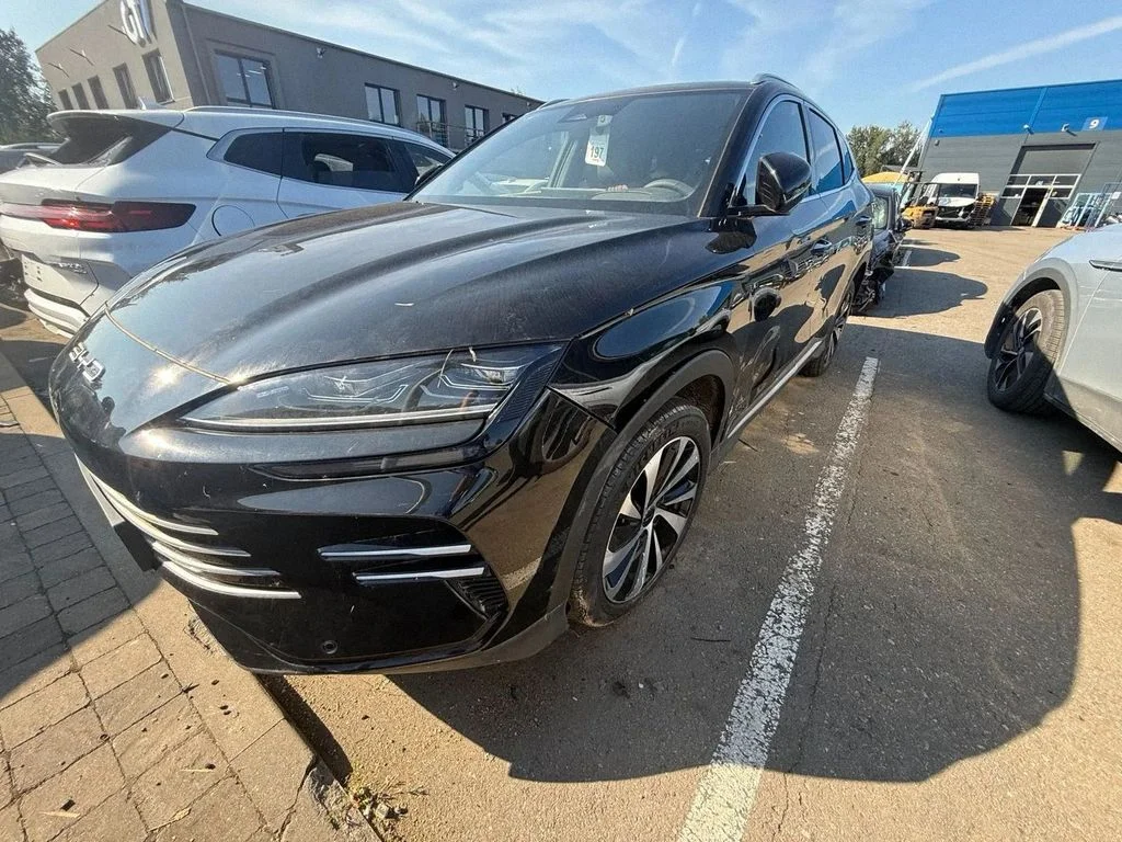 BYD Seal U