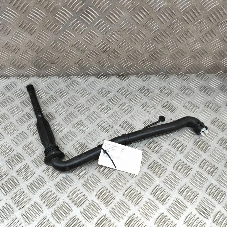 Kartera ventilācijas šļūtene A2978320400