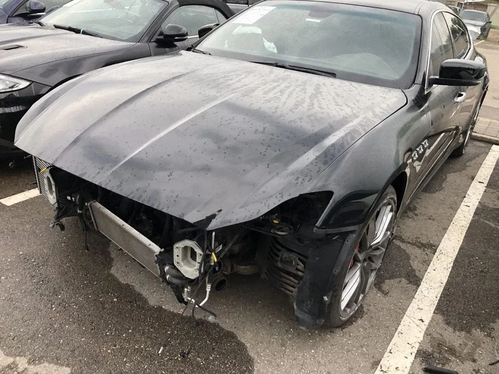 Maserati Quattroporte