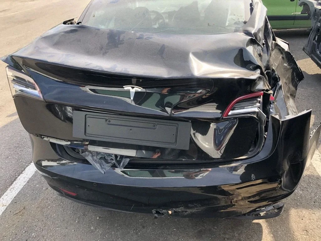 Tesla Tesla Model Y