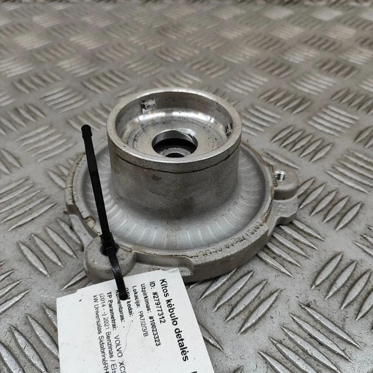Front upper strut mount 32240660