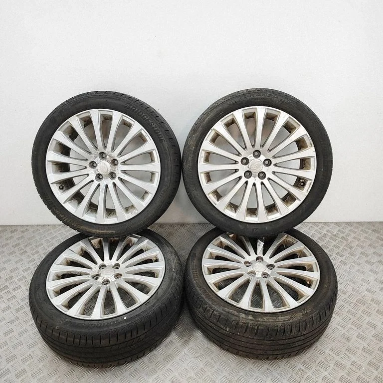 R12 vieglmetāla disks (-i) 28111AJ041