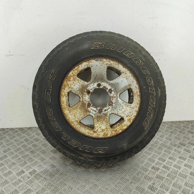 R15 lengvojo lydinio ratlankis (-iai)