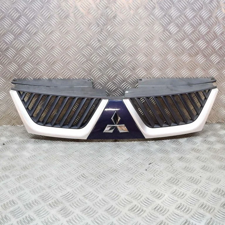 Augšējās restes – Mitsubishi Outlander (2007-2012)