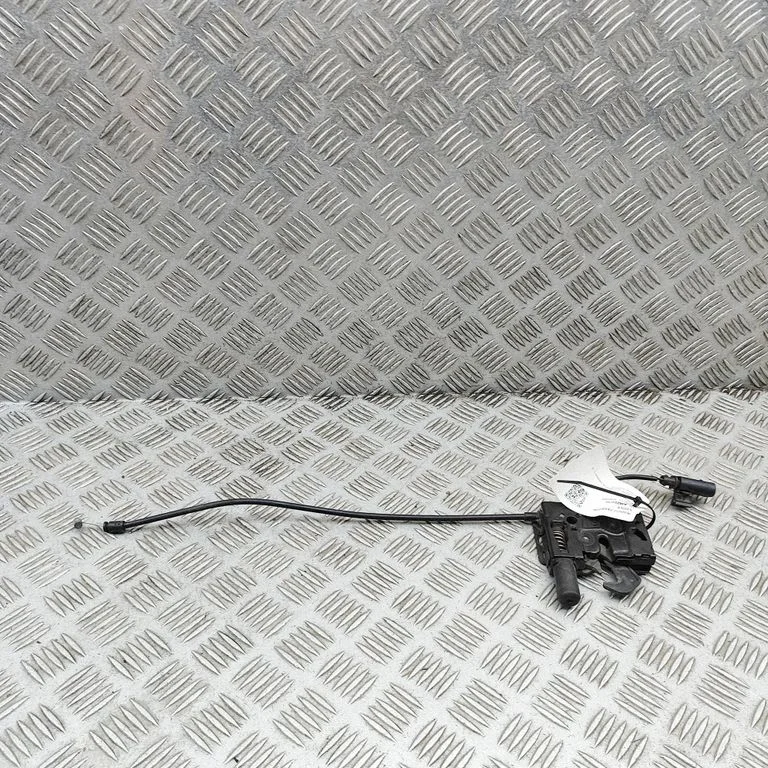 Zamek maski 3G8823509A