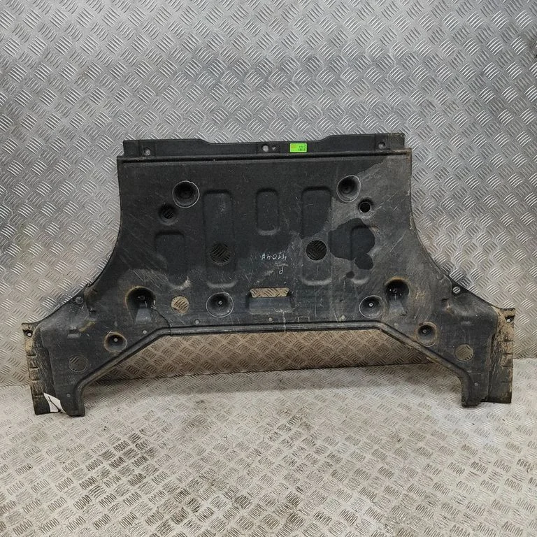 Engine splash shield/under tray 84291GI000