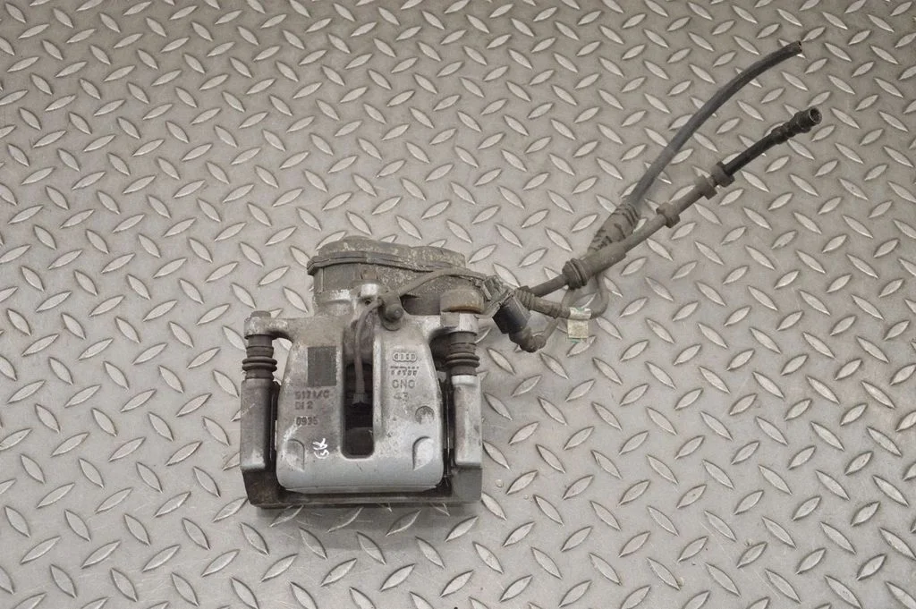 Rear brake caliper – Porsche Macan (95B) (2014-2018)
