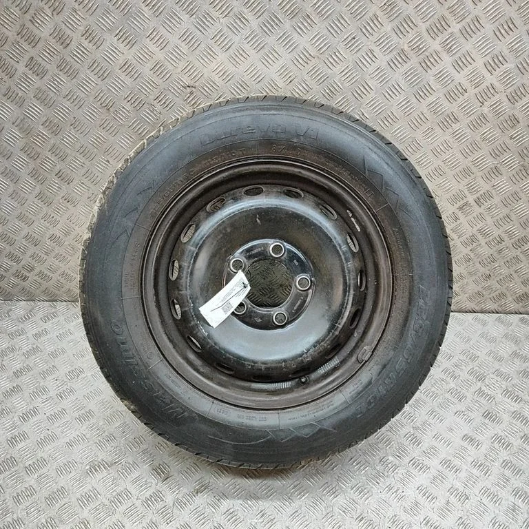 R16 plieninis štampuotas ratlankis (-iai)