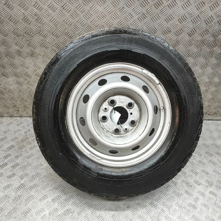R16 plieninis štampuotas ratlankis (-iai)